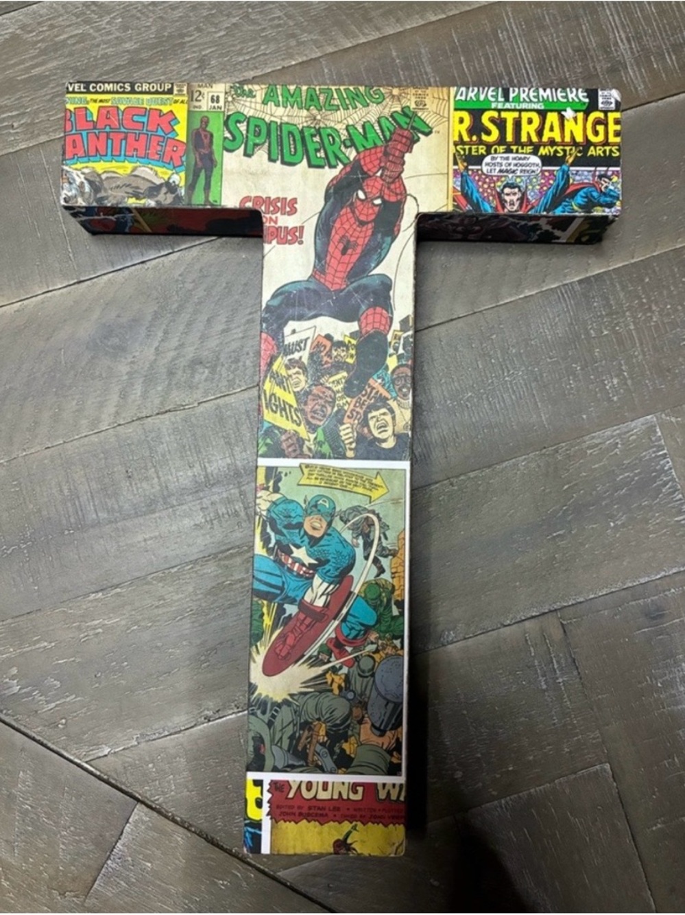 Superhero Letter 'T' Wall Decor – Multicolor